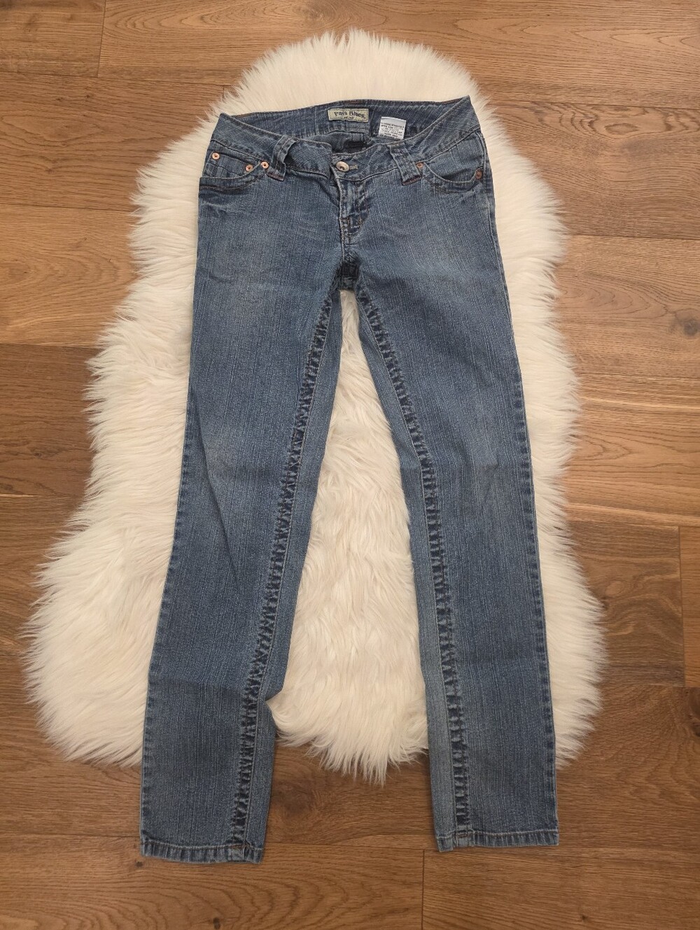 Vintage Low Rise Classic Mid-Blue Slim Jeans